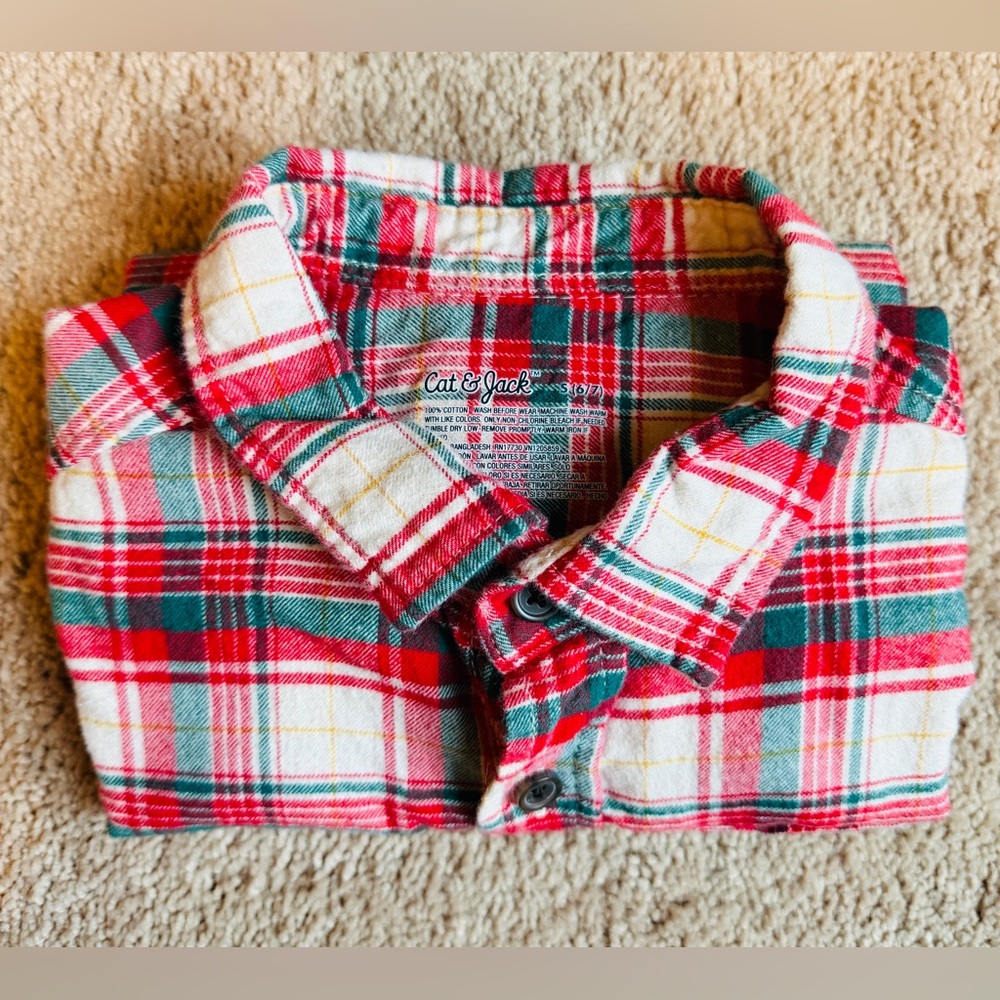 Cat & Jack Festive Plaid Kids Button-Down Shirt
